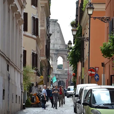 Cardello Colosseum Apartamento