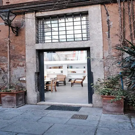Apartment Ancient Trastevere Vespa Loft Rome