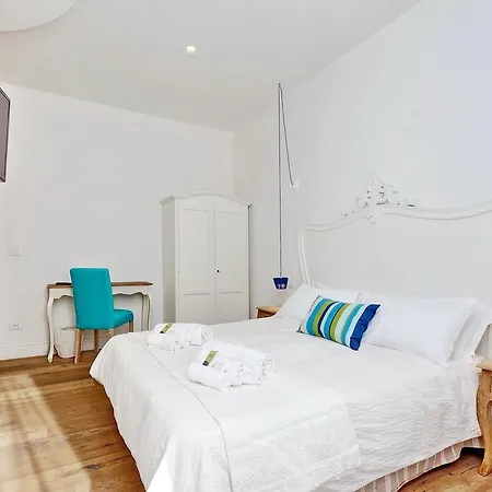 Apartment Design Apartment Paulina 300 Mt From Colosseum
