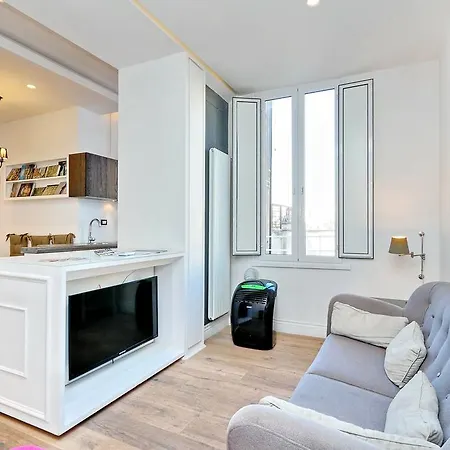 Design Apartment Paulina 300 Mt From Colosseum Apartment