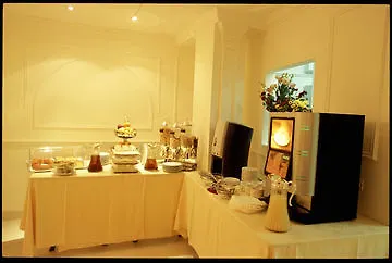 Sunrise Hotel 4*