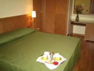 Dei Papi 2* Roma