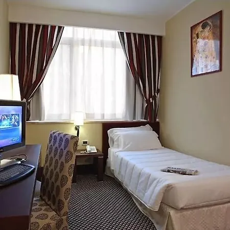 Hotel Cardinal St. Peter