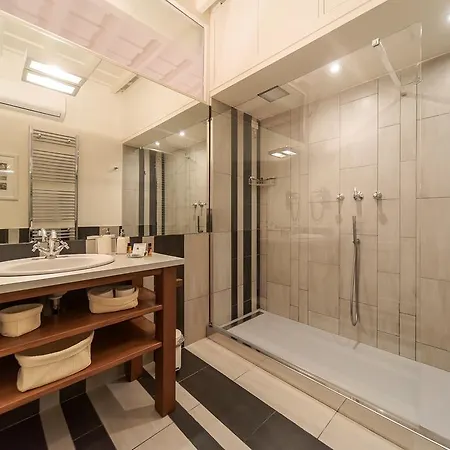 La Porta Rossa Di Borgo - Vatican Luxury Apartmán Řím