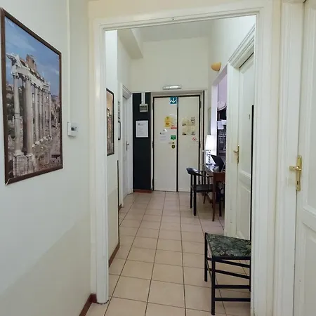 Quo Vadis 2 Bed & Breakfast Řím