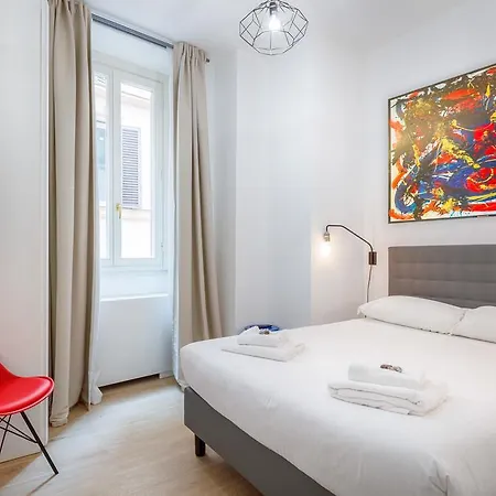 Town At Spanish Steps Apartment *