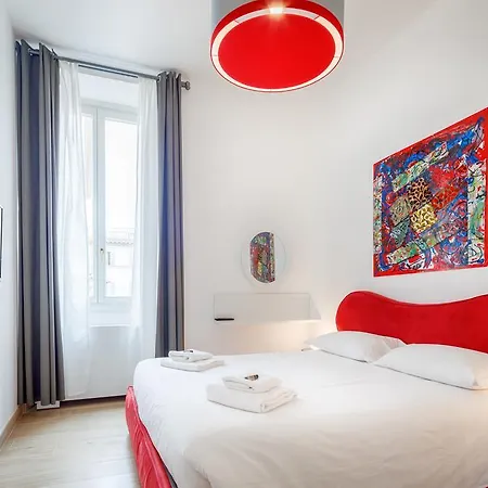 Town At Spanish Steps Apartment *