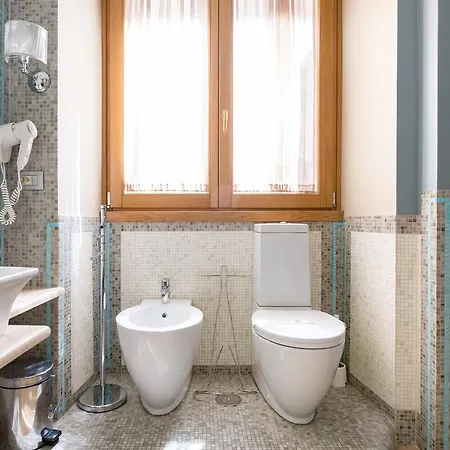 - Monti Bed & Breakfast 2*