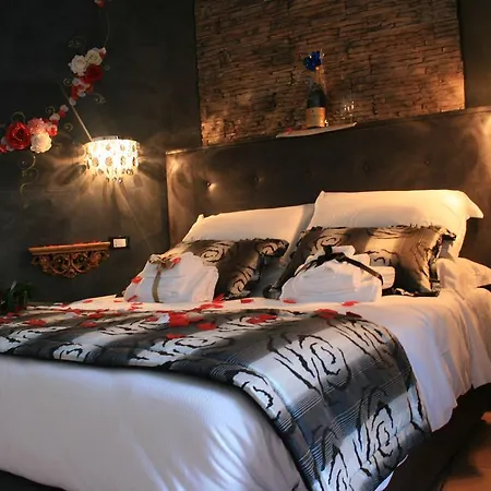 Guest house Crystal Rhome 3*