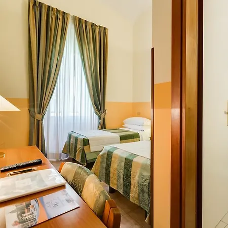 Domus Carmelitana Hotel 3*