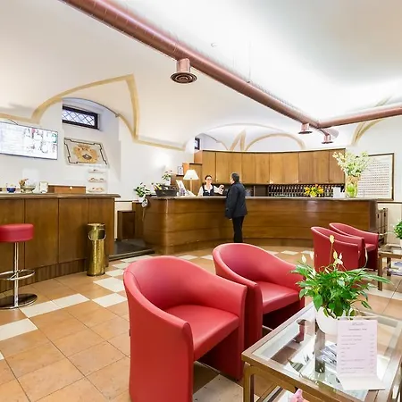 Hotel Domus Carmelitana 3*