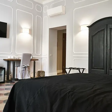 Ale & Niki'S Home Гостевой дом 3*