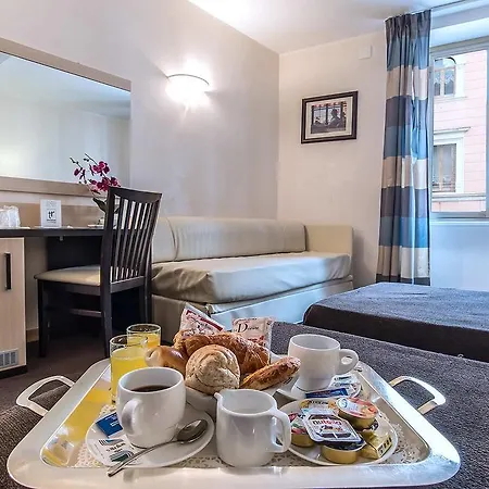 Hotell Tritone Rom