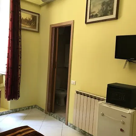 Alojamento de Acomodação e Pequeno-almoço Cappellini Roma