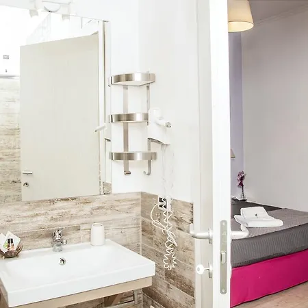 Bed & Breakfast Exa - Just 3*