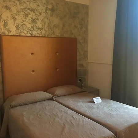 Delle Province 4* Rom