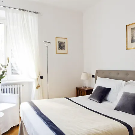 Casa de hóspedes Garibaldi Piazza Di Spagna 3*