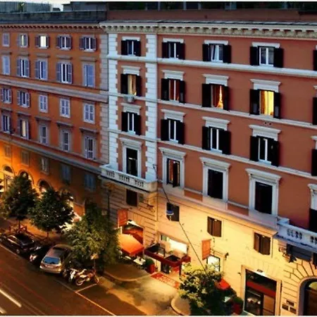 Oxford Hotel 4*