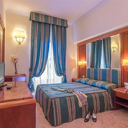 Hotel Raeli Lux Řím