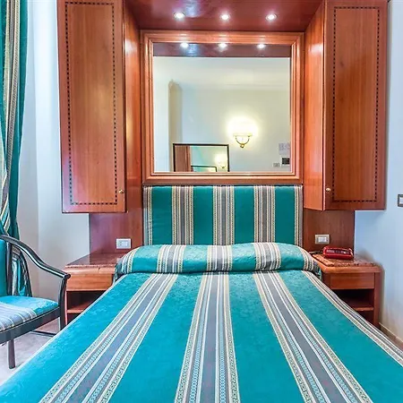 Raeli Lux Hotel
