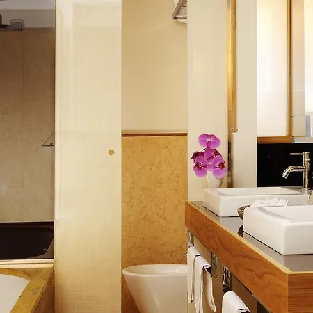 Hotel Mario De' Fiori 37 Roma
