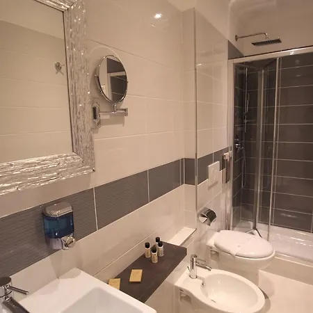 Interno 7 Luxury Πανσιόν 2*