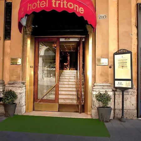 Tritone Hotell Rom