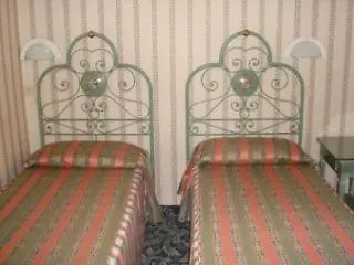 Florida - Comfort Отель Рим
