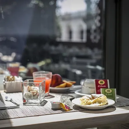 Aphrodite Otel 4*