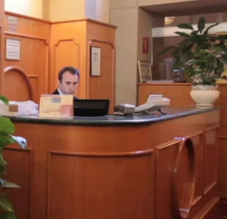 Gh San Giusto Hotel 3*