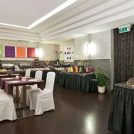Ariston Hotel 4*