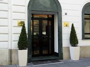 Raeli Noto