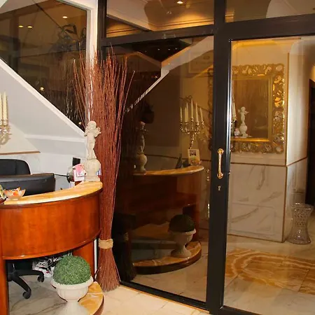 Luxury H 2000 Bed & Breakfast