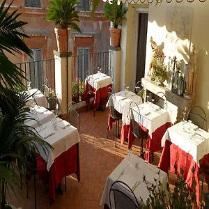 Relais Fontana Di Trevi Hotel