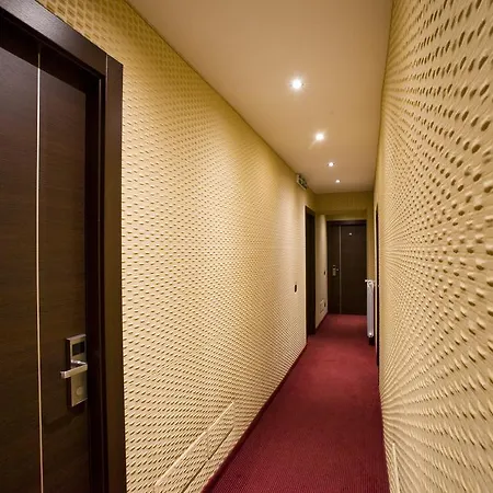 Nice Rome Holiday 4* Roma