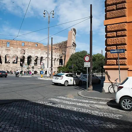 Domus Claudi Colosseum * Rome