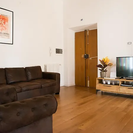 Apartment Domus Claudi Colosseum *