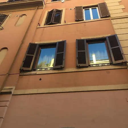 Apartment Domus Claudi Colosseum *