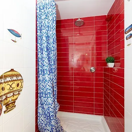 Candia Apartment *