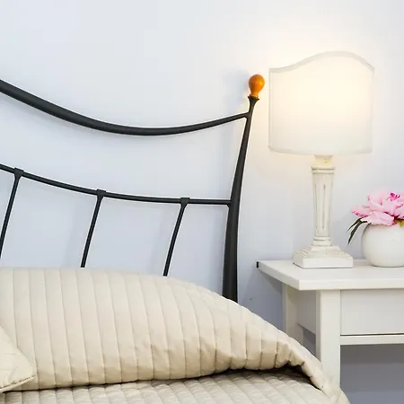 Candia Apartment