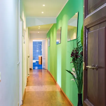 Candia Apartment *