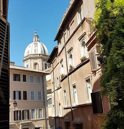 Navona Art Apartment *