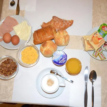 Hotell Ferrarese Rom