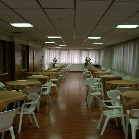 Consul Hotel 3*