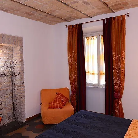 Guest house All'ombra Del Cupolone 2*