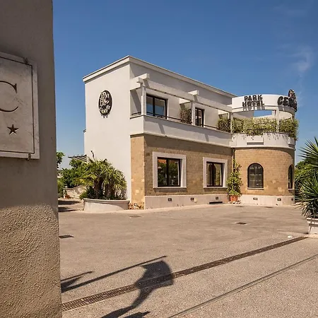 Cervara Park Hotel