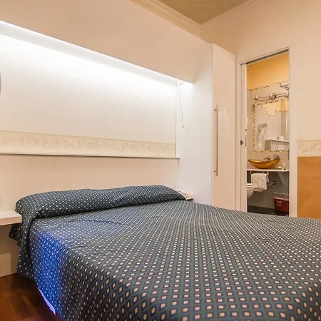 Verona Ξενοδοχείο 3*