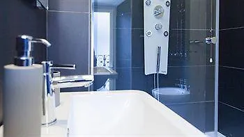 Nearhome Smart Guest house 2*