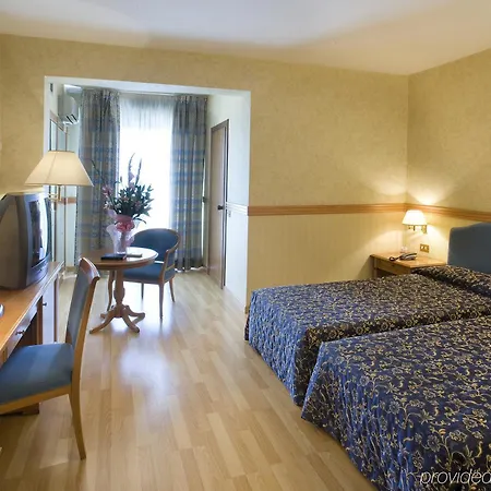 Hotel Quality Rouge Et Noir Rzym