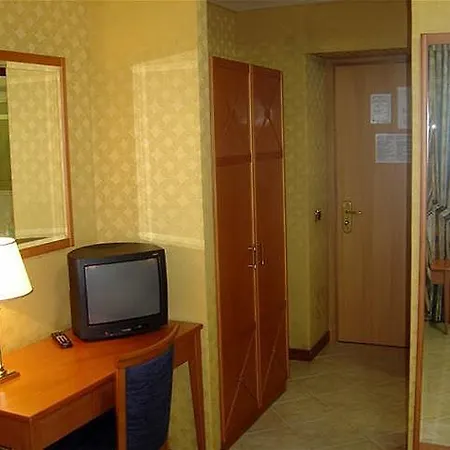Mariano Hotel 3*